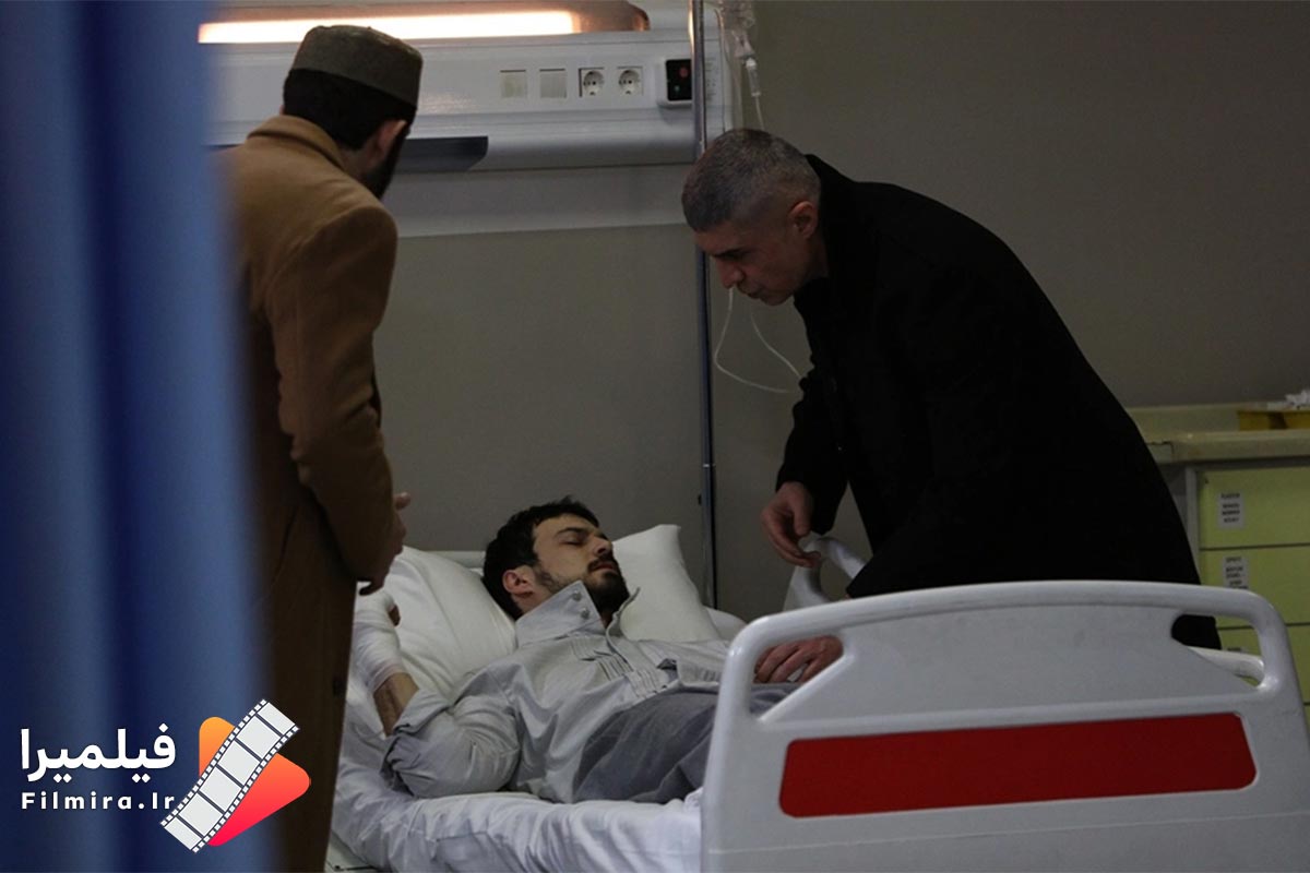 سریال غنچه های سرخ