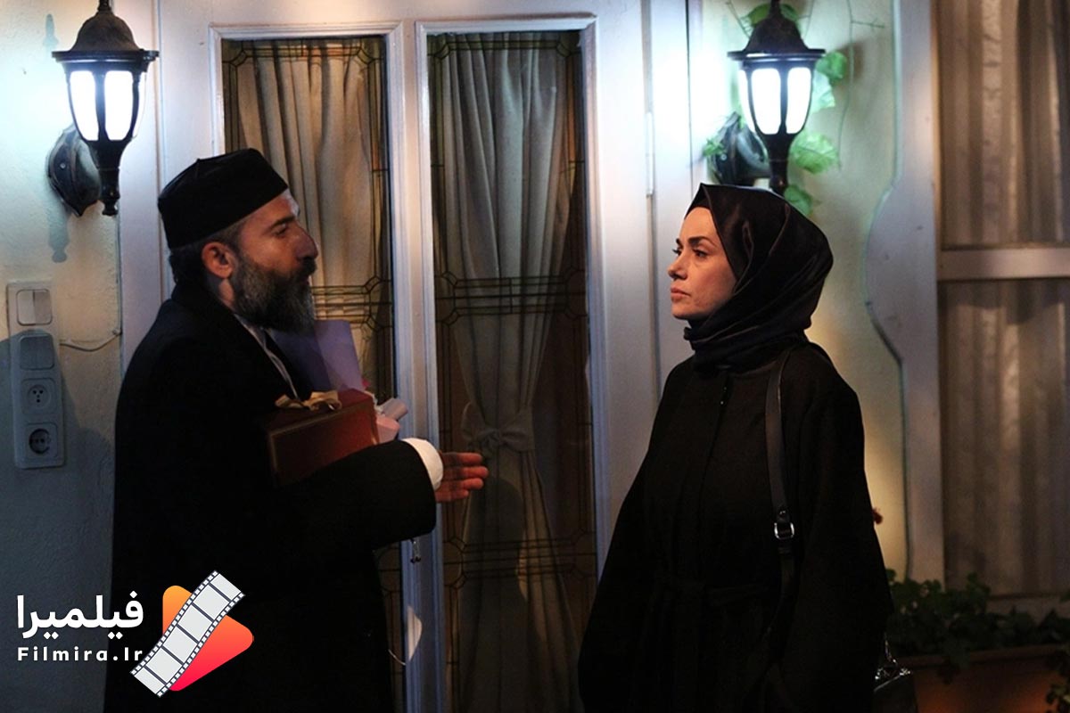 سریال غنچه های سرخ