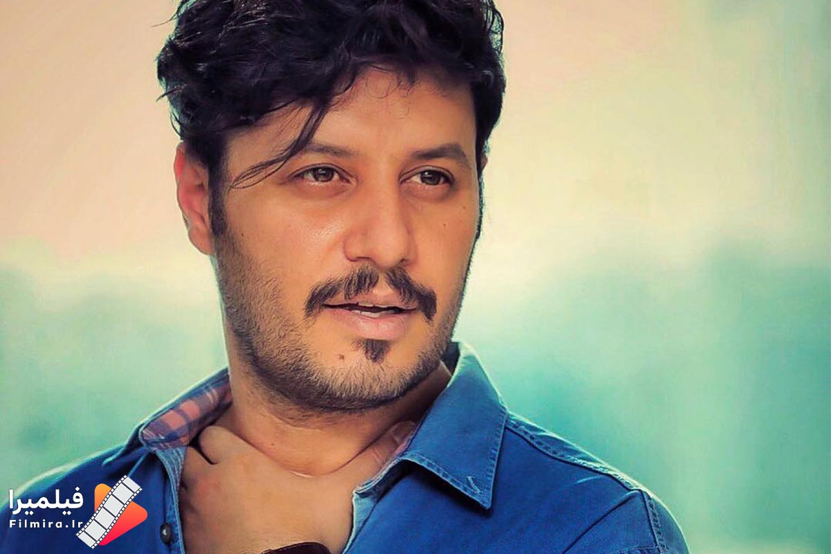 جواد عزتی