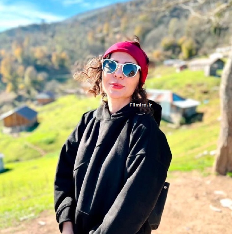 نازنین احمدی در شکارگاه