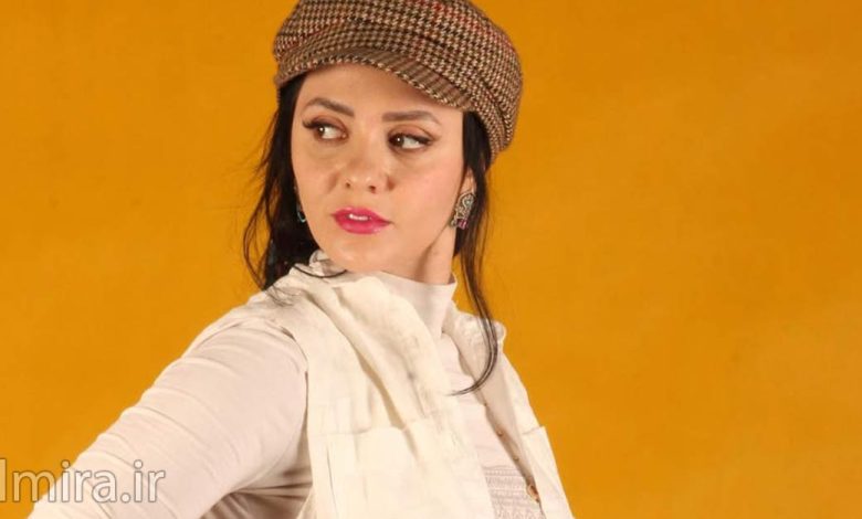 عکس روز | استایل کت و شلواری حوریه مقدم در خیابان های تهران با کراوات جذابش 29 حوریه مقدم